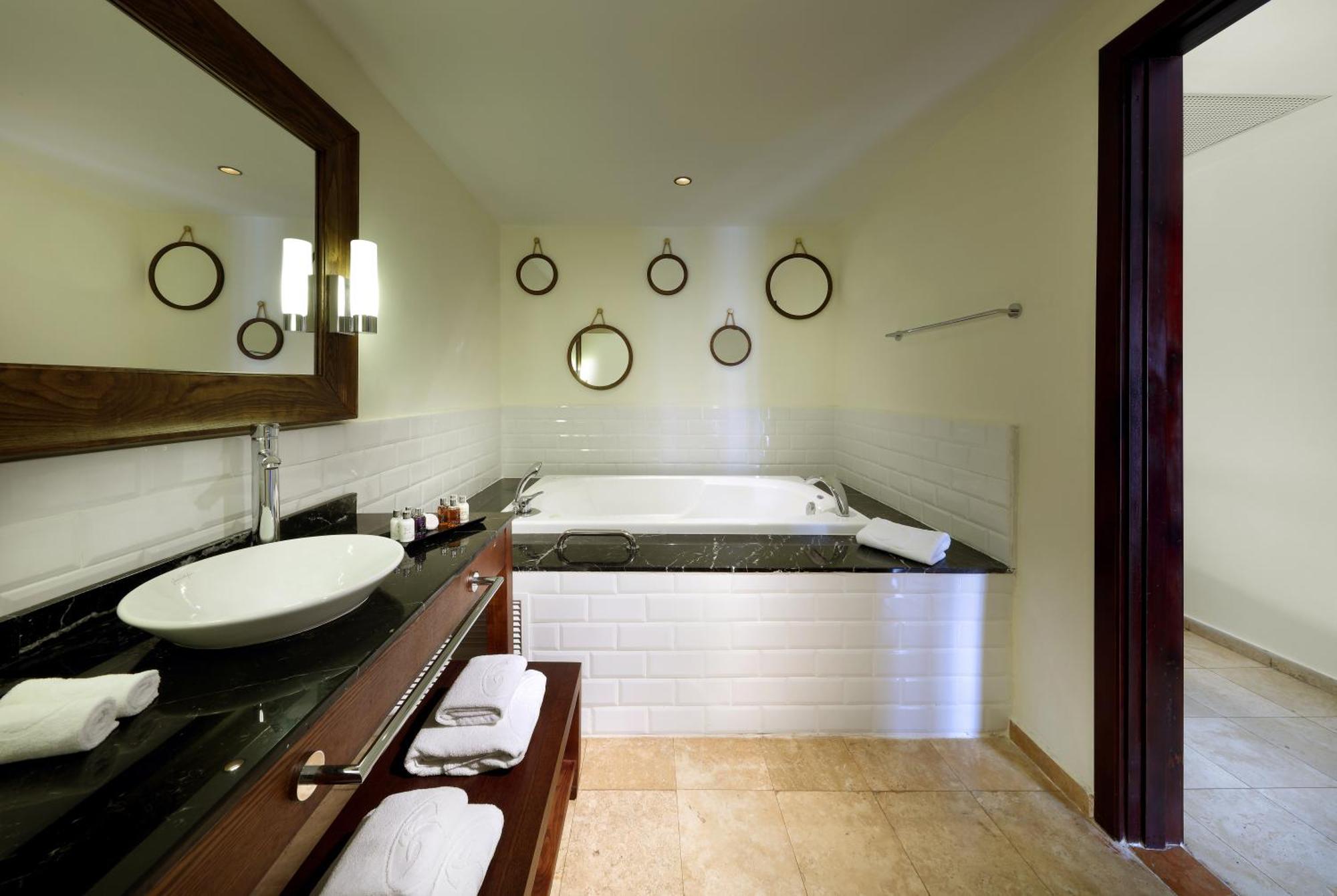 Grand Palladium Lady Hamilton Resort & Spa Lucea Kültér fotó